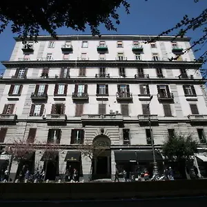 Napoli Suite 3* Неаполь